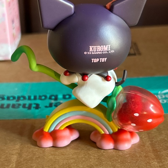 Sanrio Kuromi Summer Paradise Toy Pop Blind Box Figure - Picture 4 of 10